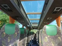 38 places inclinables - WC - vidéo - Frigo - Climatisatiowebp
